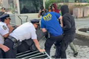 事业顺利洛杉矶之后，纽约也乱了，超20人被捕